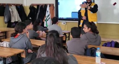 Haliliye'de Öğrencilere Ergenlik Dönemi Bilgilendirmesi