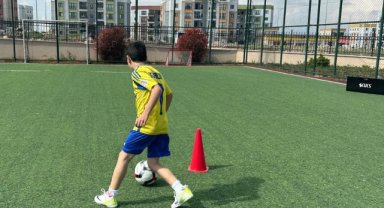 Karaköprü'de Genç Sporcular İçin Spor Kursları Devam Ediyor