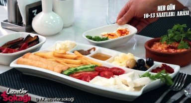 Karaköprü'de Lezzetler Sokağı'nda Taptaze Kahvaltı Keyfi