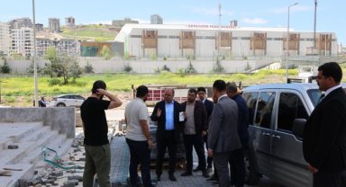 Karaköprü'de Yol Yapım Çalışmaları Hız Kesmeden Devam Ediyor