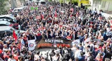 Siverek'te Silahlı Saldırı Sonrası Yürüyüş: Başkan Bucak'tan Tepki