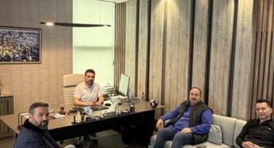 Viranşehir Belediye Başkanı Ekinci, Yeni İş Yerini Ziyaret Etti