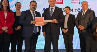 Viranşehir Belediyesi'ne Türkiye Belediyeler Birliği'nden Ekskavatör Hibesi