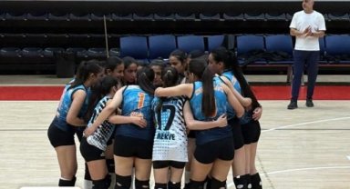 Haliliye Belediyespor Yıldız Kızlar Takımı Grup Maçlarında Galibiyet Serisini Sürdürüyor