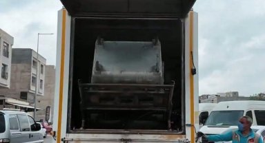 Haliliye'de Çevre Hijyeni İçin Konteyner Yıkama Çalışmaları Başladı