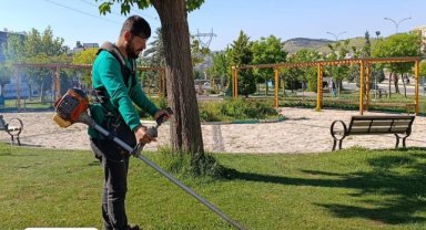 Haliliye'de Parklar Yeşil Dokusuyla Güzelleşiyor