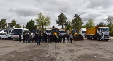Siverek Belediyesi Ekipleri Viranşehir'de Yaraları Sarıyor